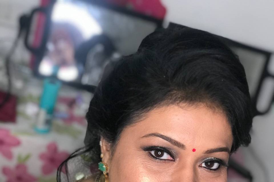 Party makeup