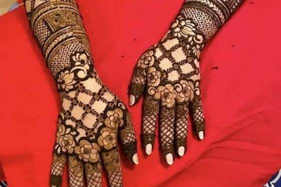 Mehndi design: पीछे हाथ की मेहंदी डिजाइन - Uprising Bihar