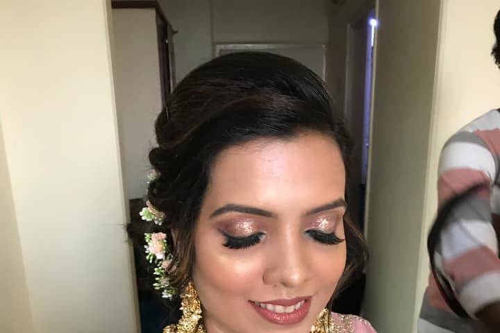 Makeup Artist Naisha Sachdev