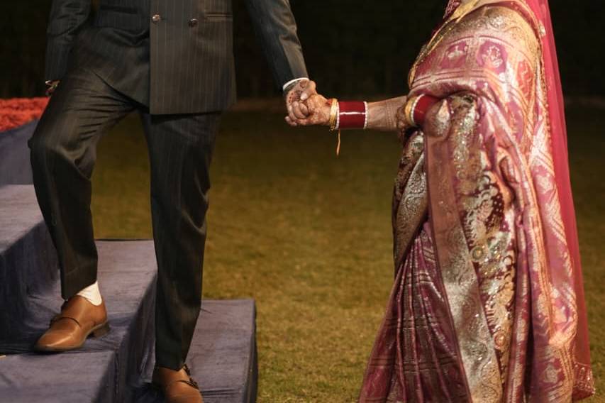 Couple entry