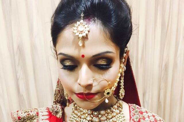 Bridal makeup