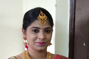 Sarvika Wedding Makeup Artist