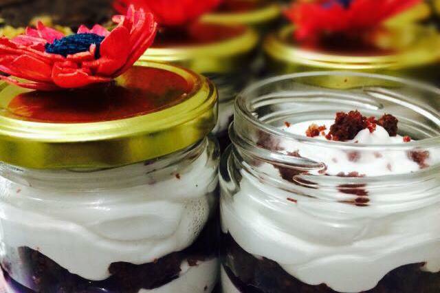 Cake jars