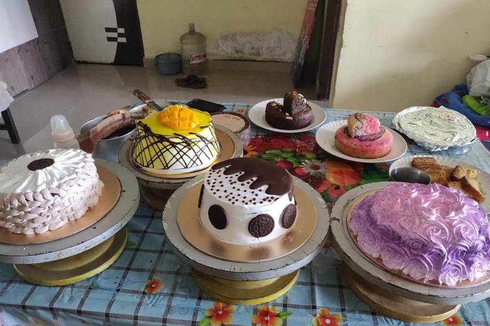 Customised cakes