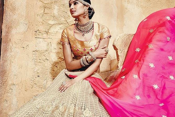 Lowest price | Lehenga Style Wedding Sarees and Lehenga Style Wedding Saris  online shopping