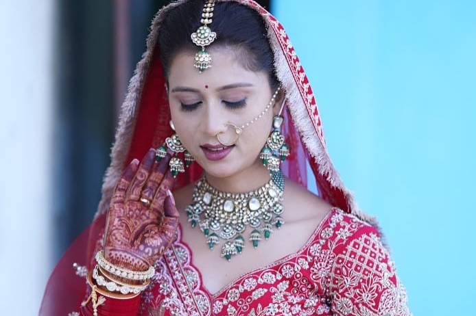 Anjali Makeover