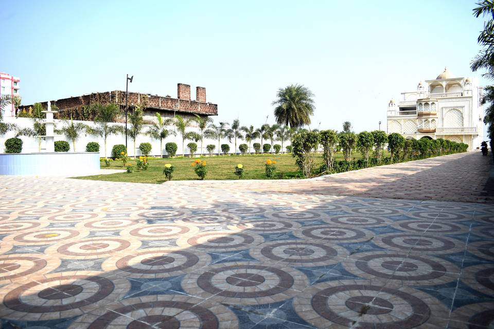 Lawn area