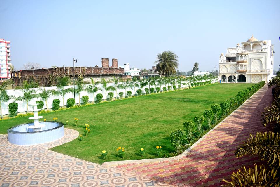 Lawn area