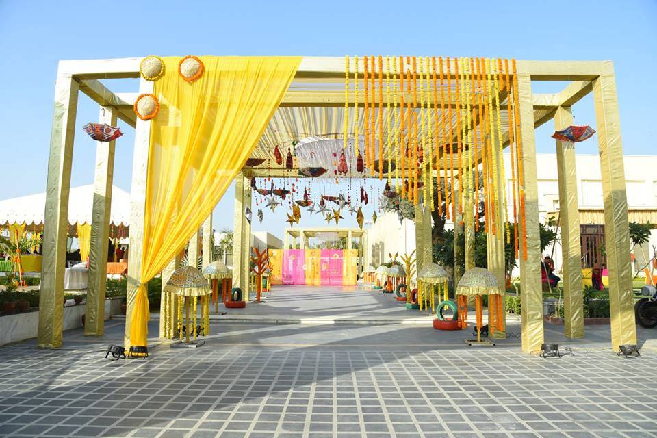 Entrance decor