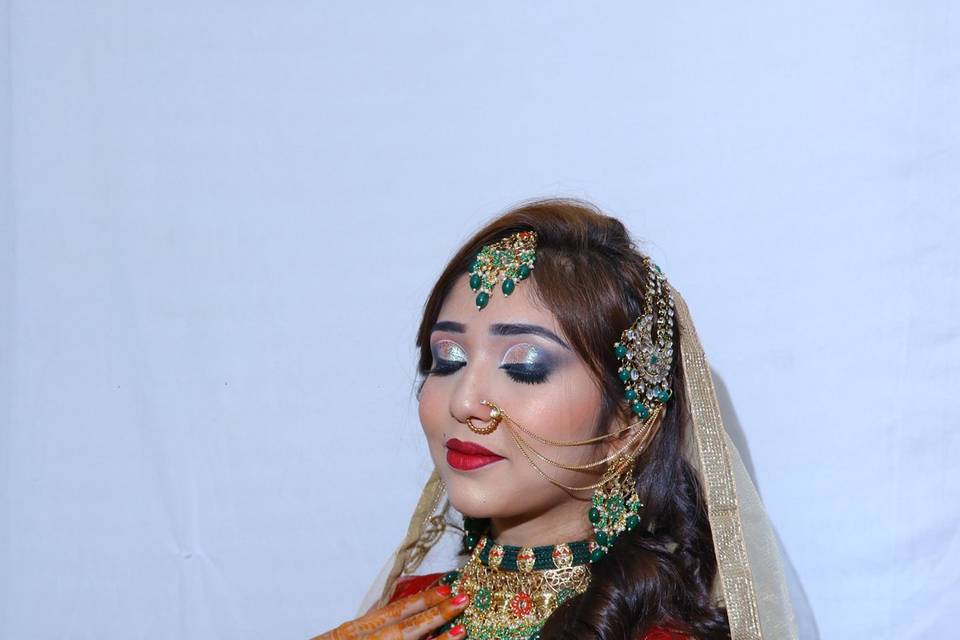 Bridal makeup