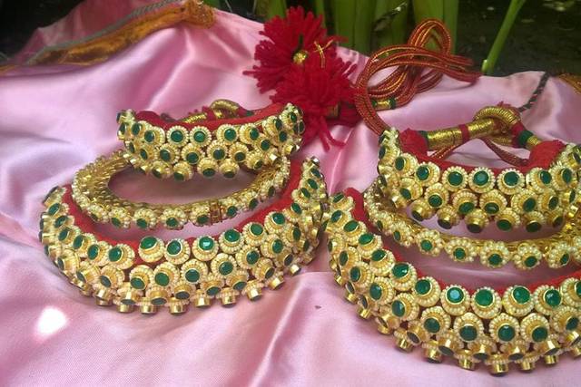 Divyani Rajputi Boutiques