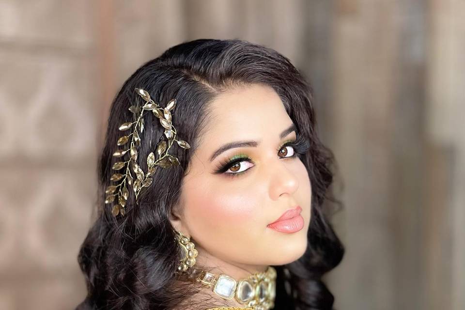 Stylistaqueen_1690360693_3155296644705139339_44705637245