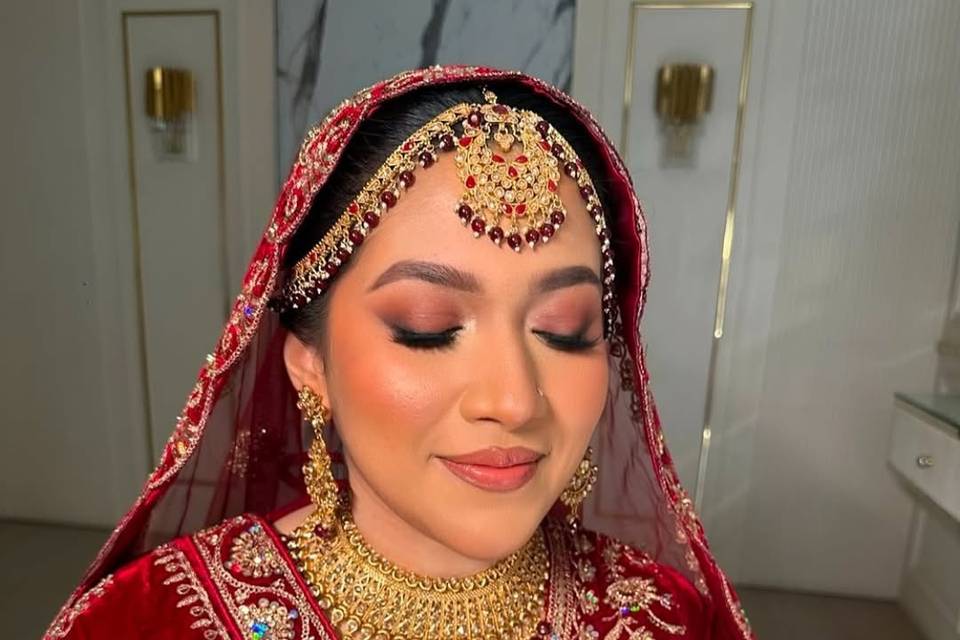 Bridal makeup