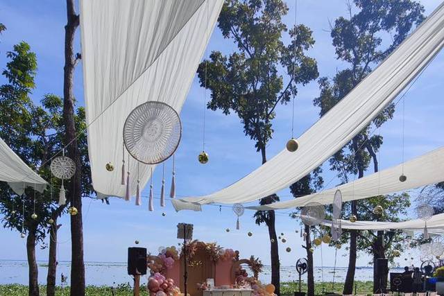 Lawn Area Birthday Decor