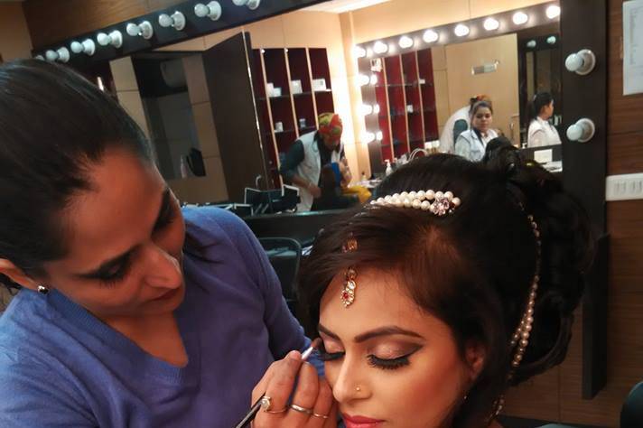 Get Perfect Look By Shilpa Sho
