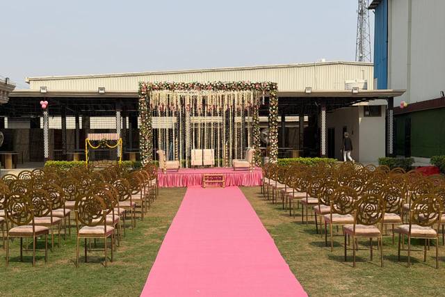 Lawn area