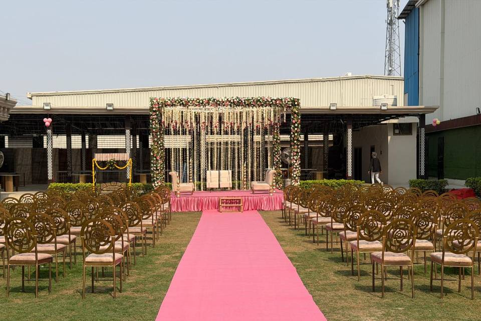 Lawn area