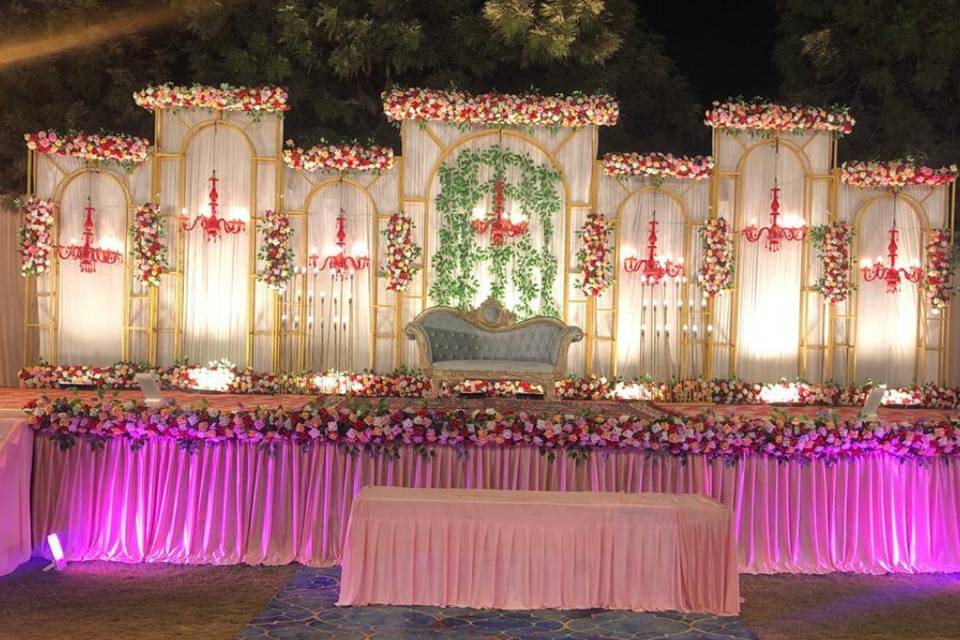 Grand Stage decor for wedding.