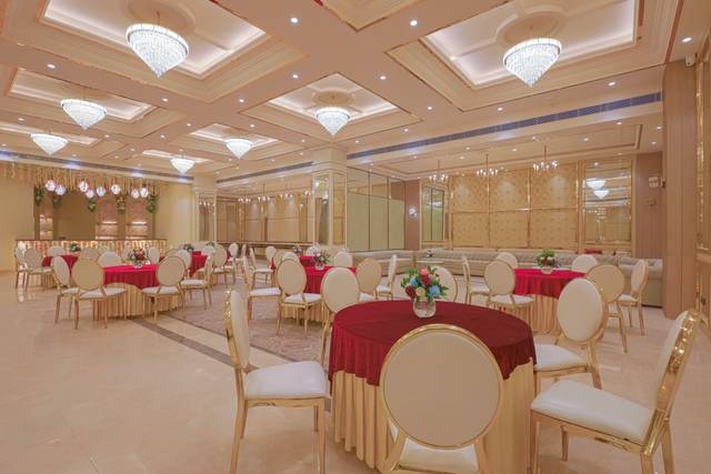 Banquet hall
