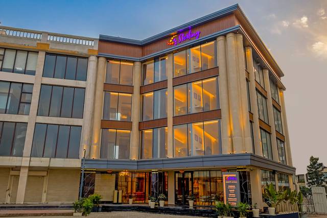 Sterling Avante Mohali