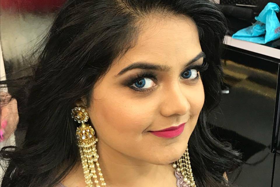 Tanvi Bansal - Professional Makeup Artist