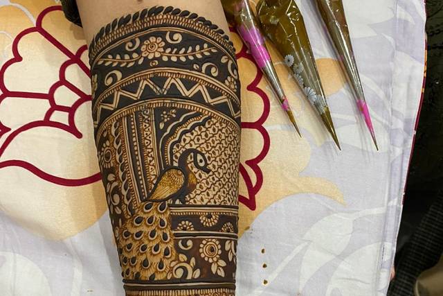 Best Mehndi Artists in Allahabad| Book Mehndi Designs in Allahabad