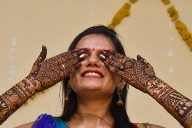 Uk Mehandi Artist - Best Mehandi artist in Faridabad - Mehndi Designer in  New Industrial Township