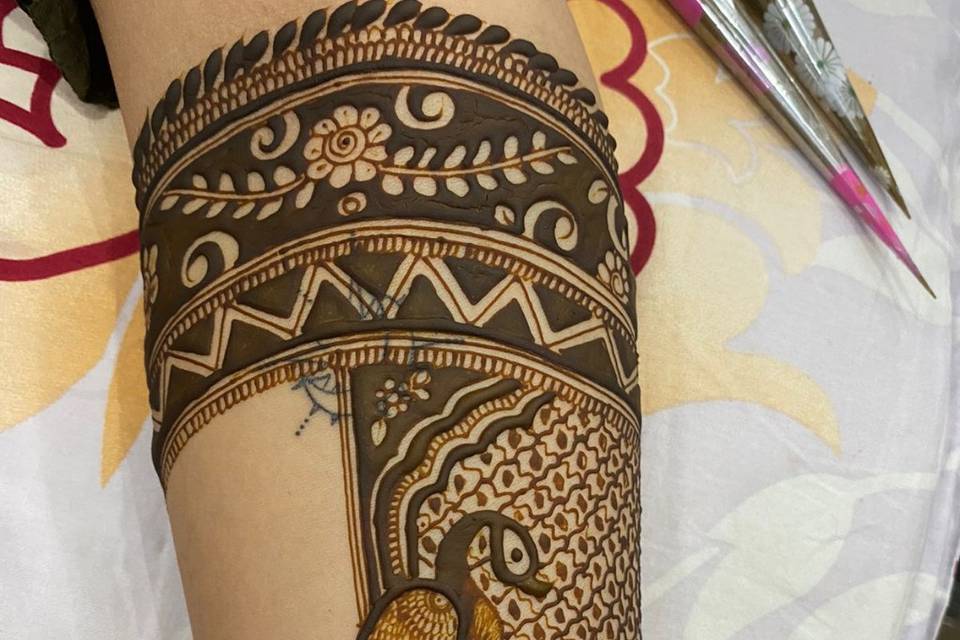 Uk Mehandi Artist