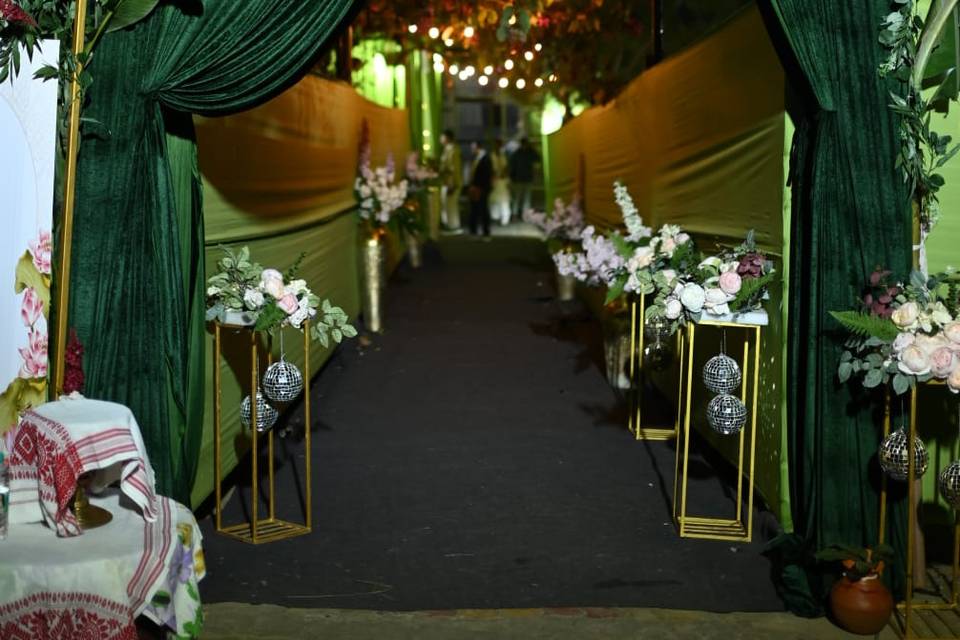 Entrance decor