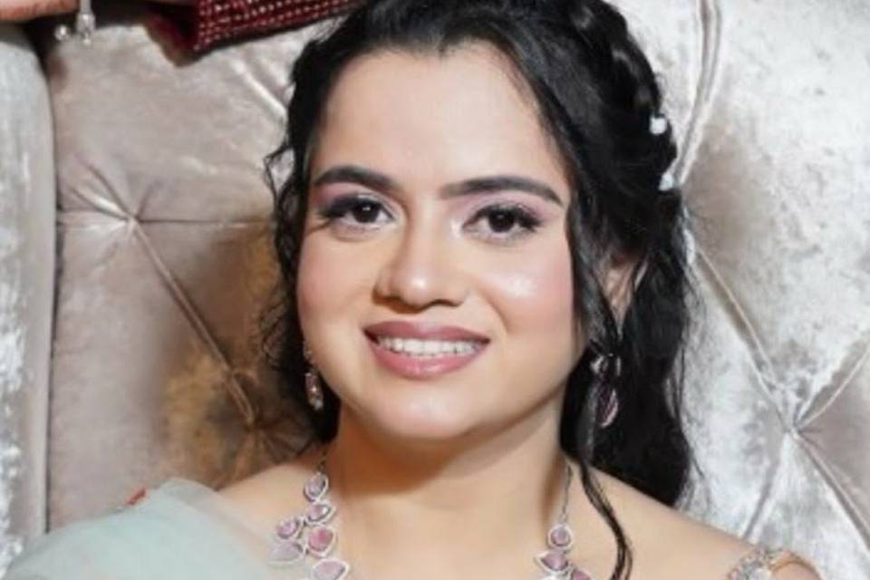 Party makeup