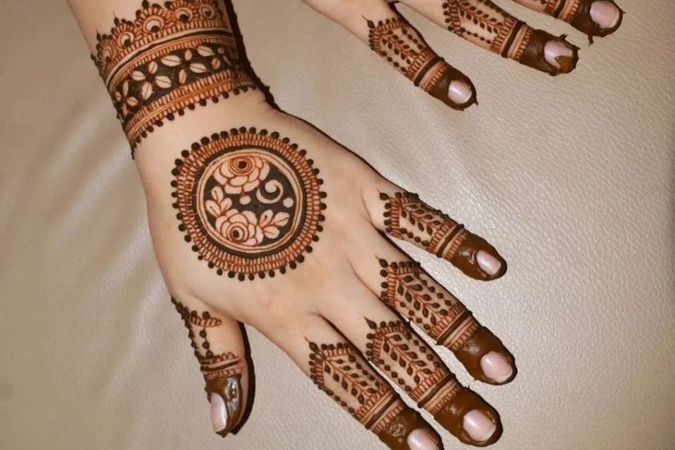 Sahil Mehendi Artist