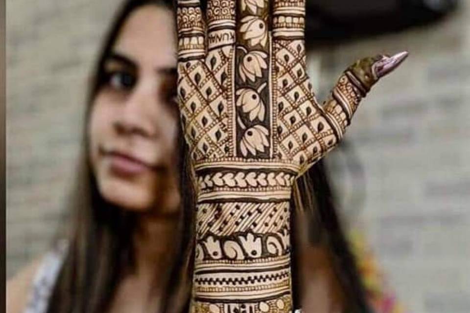 Sahil Mehendi Artist