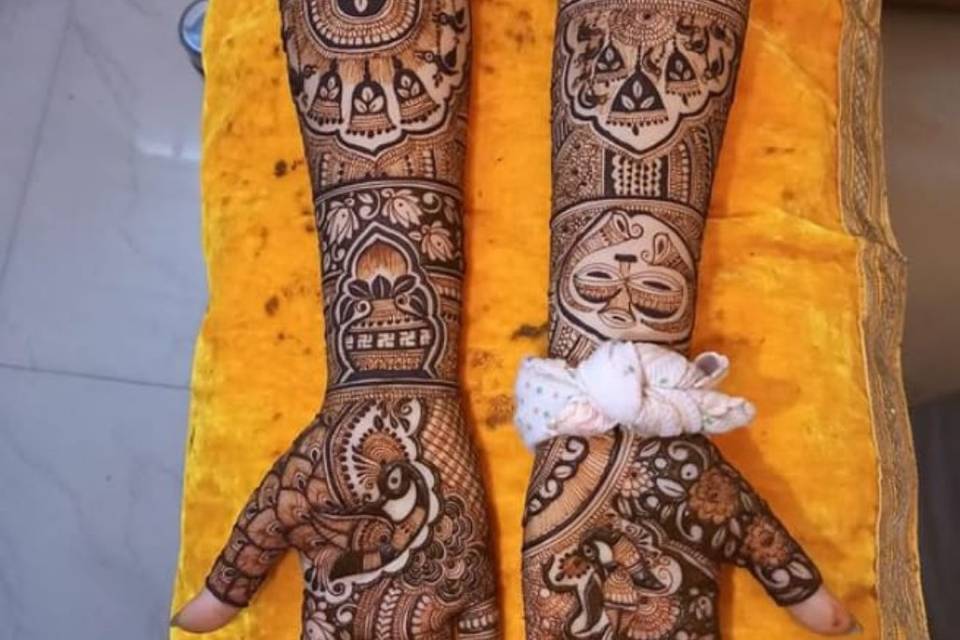 Sahil Mehendi Artist