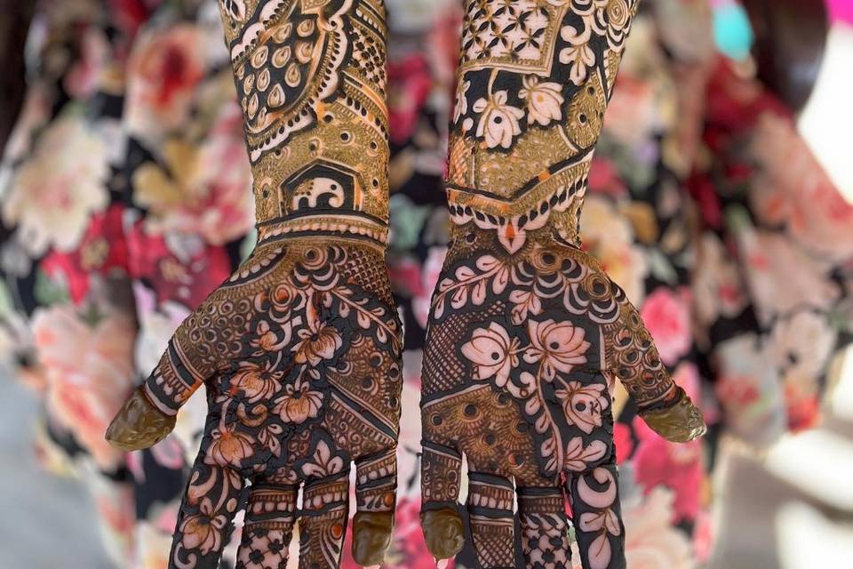 Sahil Mehendi Artist