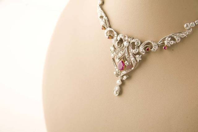 Bridal jewellery