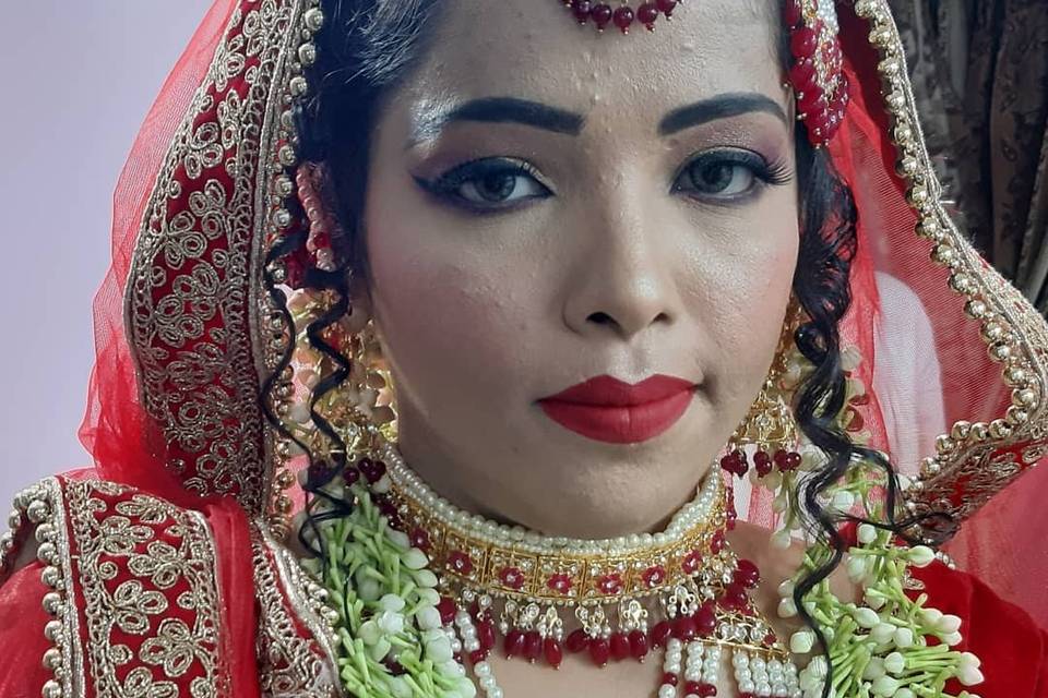 Bridal makeup