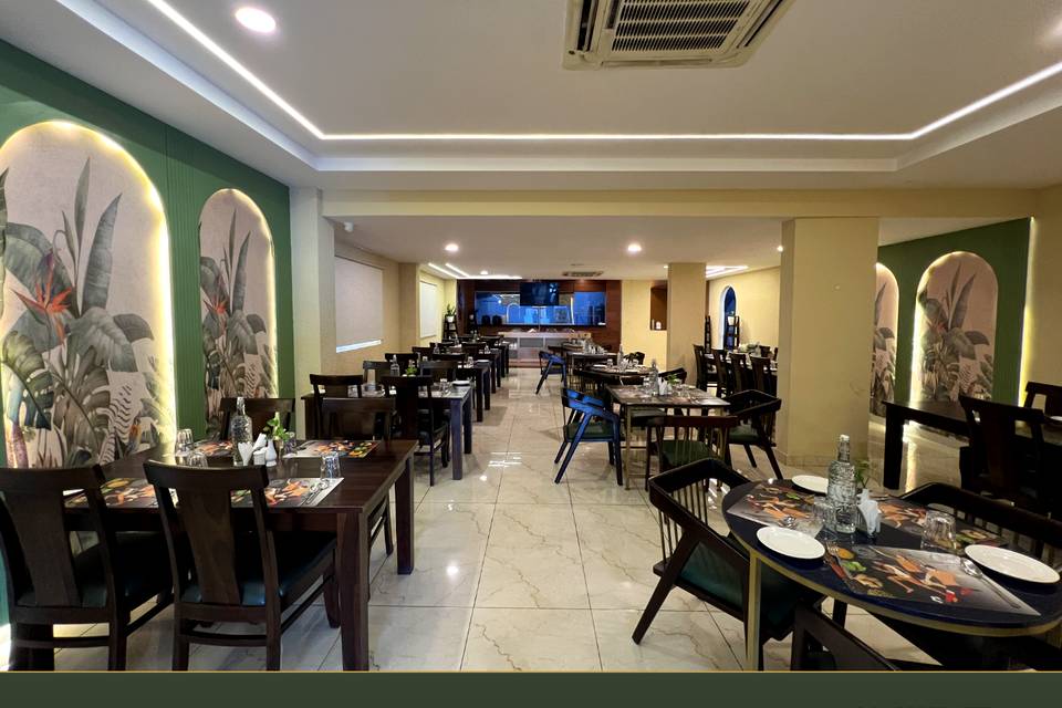 Nakshatra Multi-Cusine Restaur