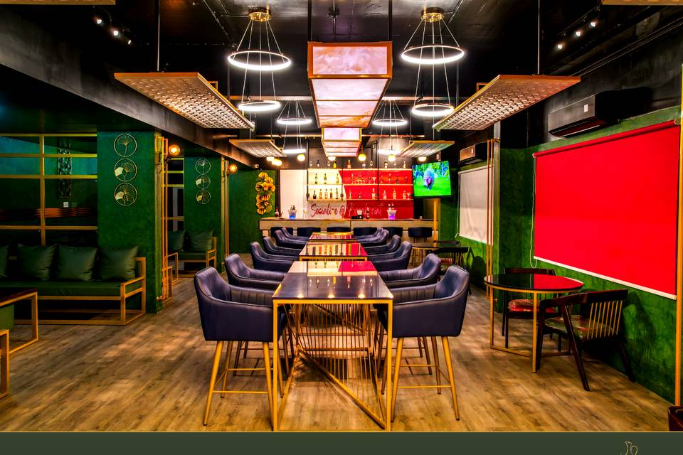 Surahi Bar