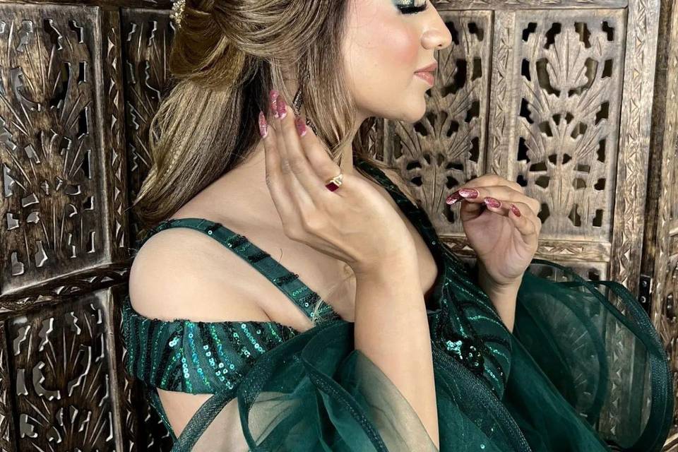 Party makeup