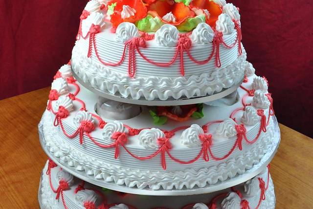 Shubham Bakery (The Cake Wala ) - Only focus good quality . I give u self  made cake .