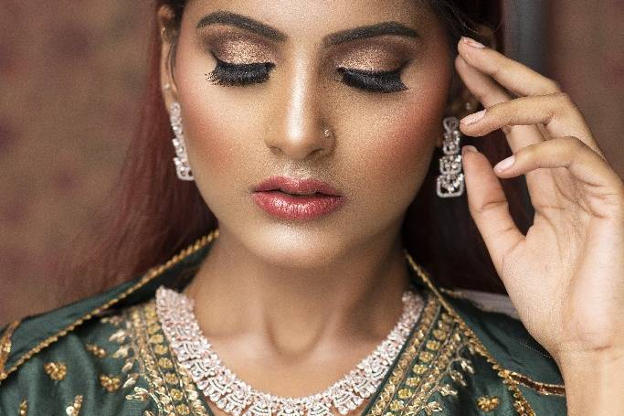 Akansha Sodhi Makeovers