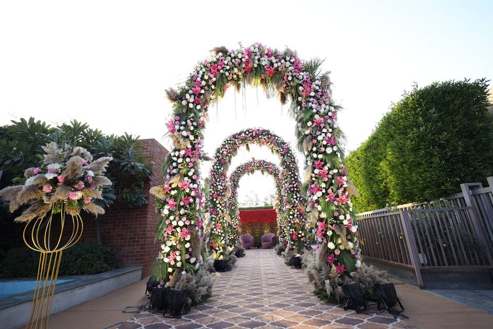 Entrance Decor