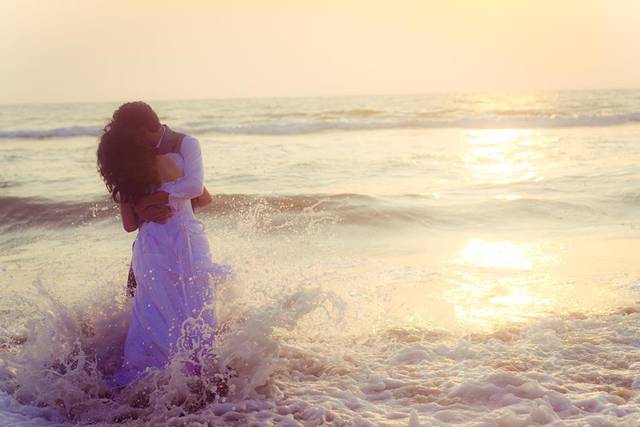 Breaking Bounds by Satya Nayak