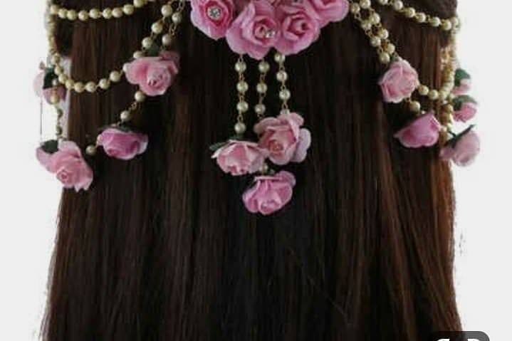 Floral jewellery