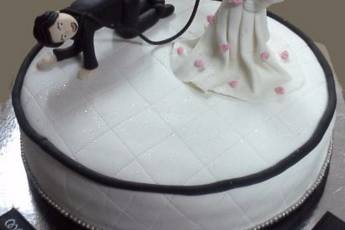 Chocolate Cake - 1 Pound | Birthday Cake | Guwahati Online Bazaar