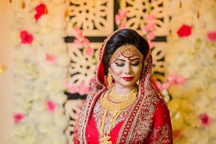 Bridal makeup