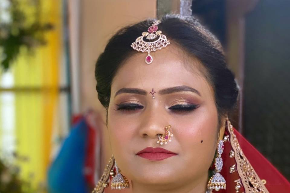 Bridal makeup