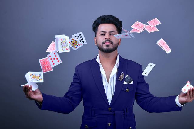 Sushil Jaiswal-Mentalist and IPad Magician