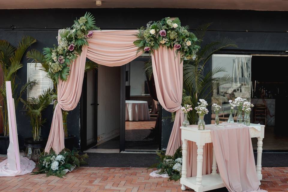 Entrance decor