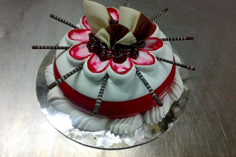 Cakes by Leena Nandu